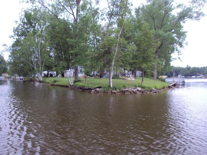 504 Hilo Road Gladwin, MI 48624 - Photo 6 of 52 Gallery Image 6
