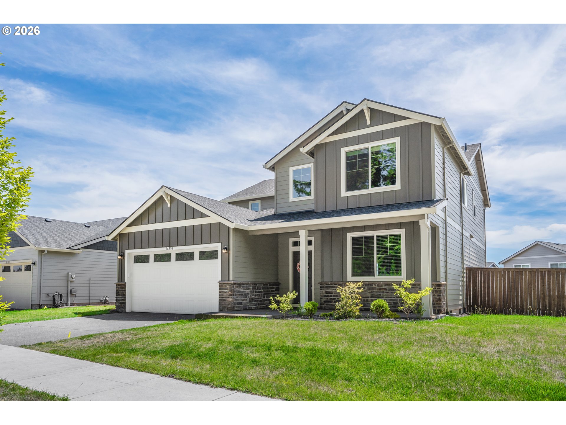 16930 Southwest Dowitcher Lane Beaverton, OR 97007 - Photo 2 of 32