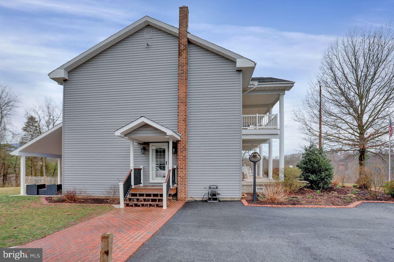 113 Old State Road Shermans Dale, PA 17090 - Photo 10 of 84 Covered side entry