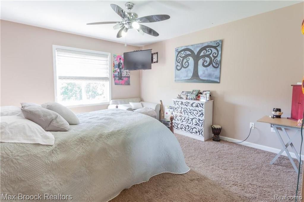 2223 Crystal Drive, Unit 24 Rochester Hills, MI 48309 - Photo 26 of 41