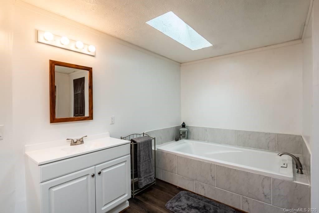 455 Hubbard Road Hickory, NC 28601 - Photo 30 of 31 Gallery Image 30