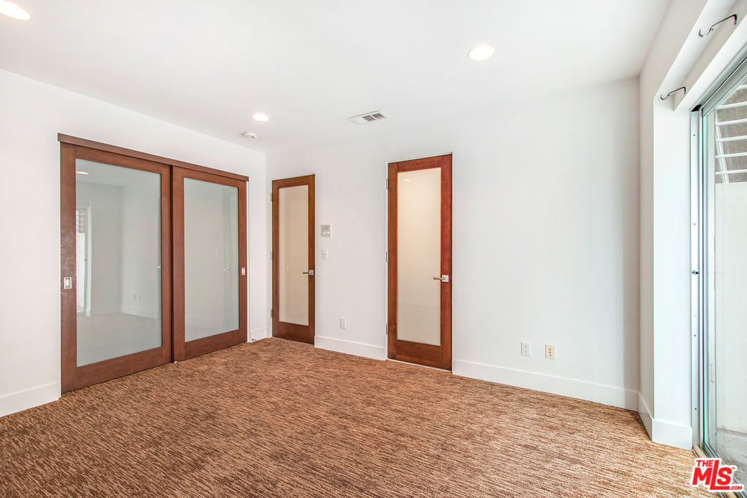 717 South Broadway, Unit B Redondo Beach, CA 90277 - Photo 7 of 29 a view of an empty room