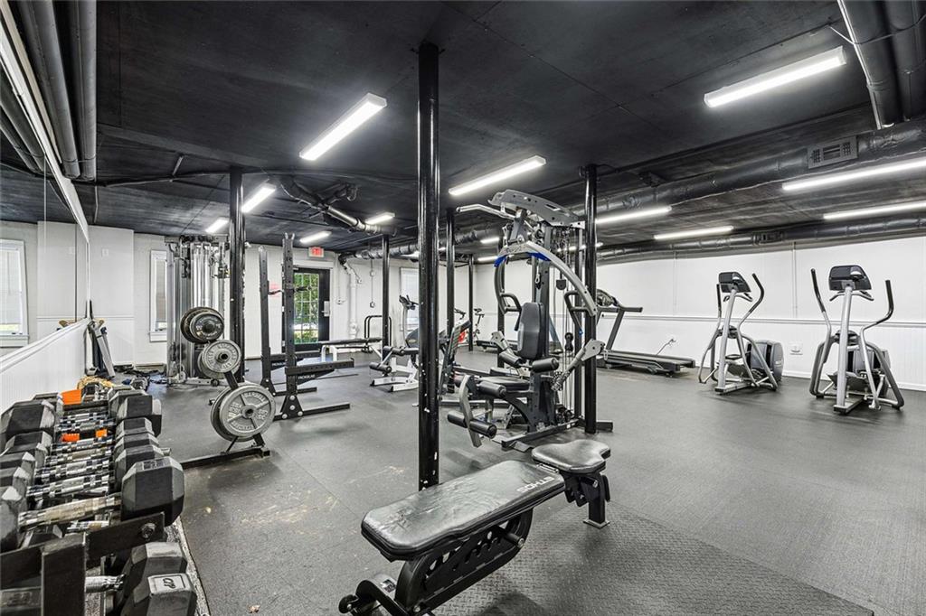 1101 Collier Road Northwest, Unit R3 Atlanta, GA 30318 - Photo 22 of 27 Gallery Image 22