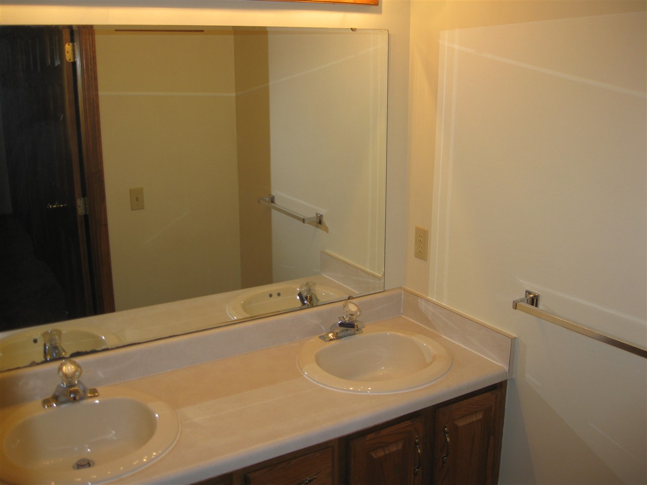 7923 Wind Ridge Lane Fort Wayne, IN 46815 - Photo 17 of 26 Gallery Image 17