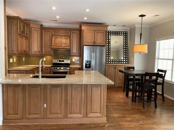 $4,500 | 2020 Chelton Way Southeast, Smyrna, GA 30080