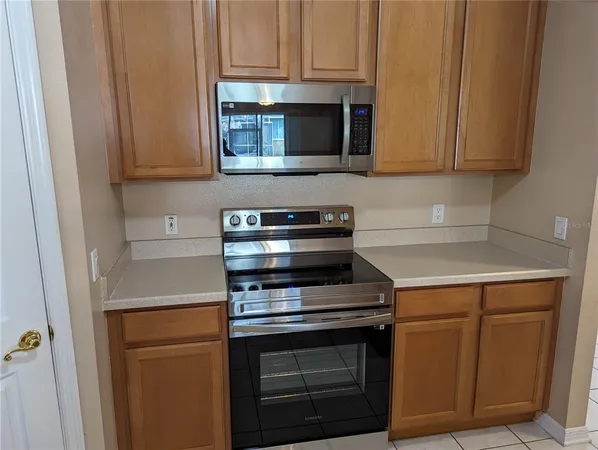 $2,950 | 8336 Torrington Avenue, Tampa, FL 33647