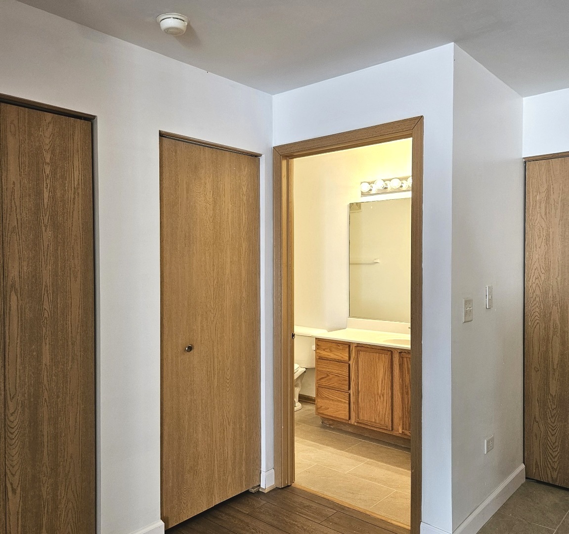1443 McClure Road, Unit 207 Aurora, IL 60505 - Photo 12 of 15 Gallery Image 12