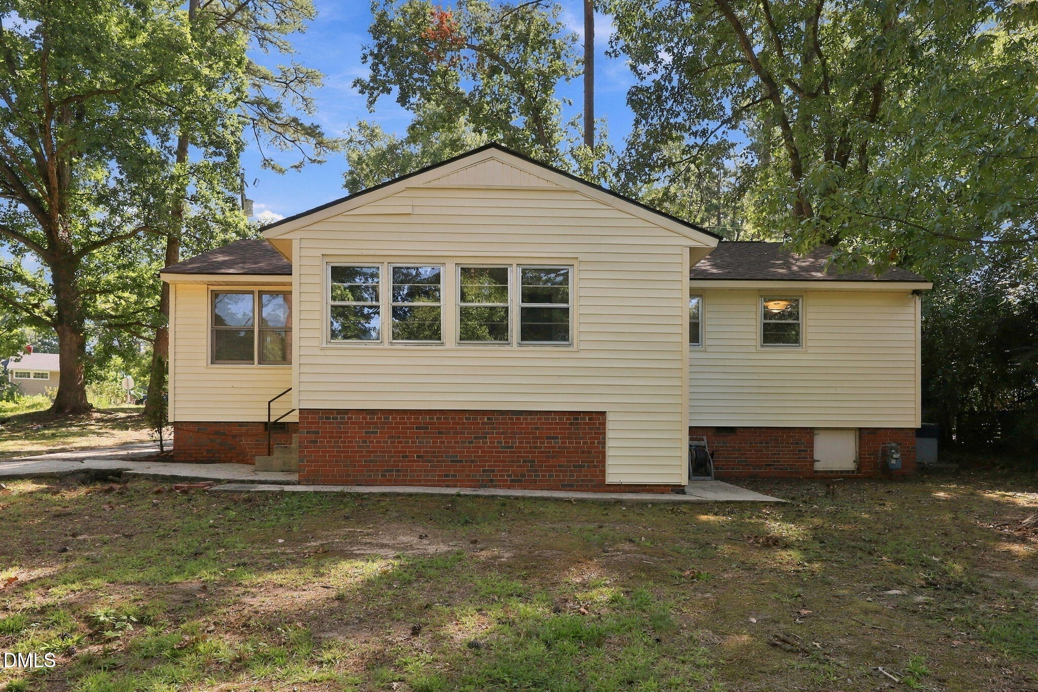 513 Banks Street Raleigh, NC 27604 - Photo 26 of 34 Exterior Back