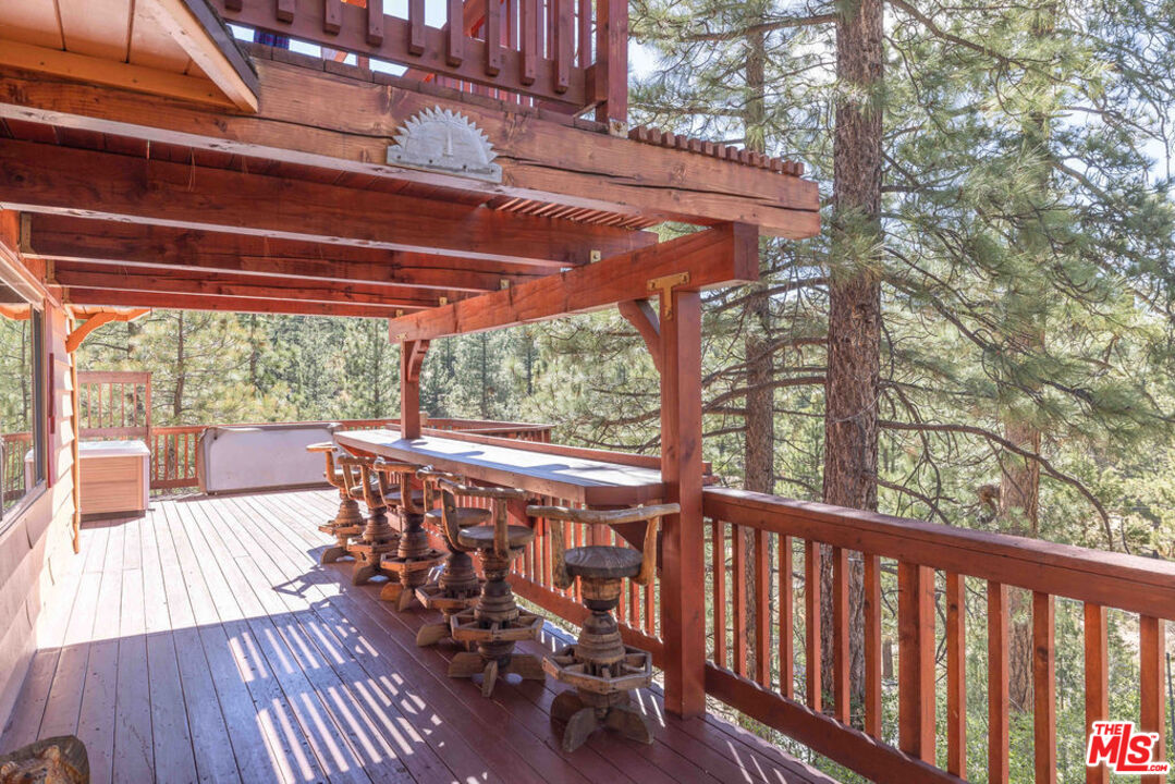 44185 Tim Ron Sugarloaf, CA 92386 - Photo 15 of 45