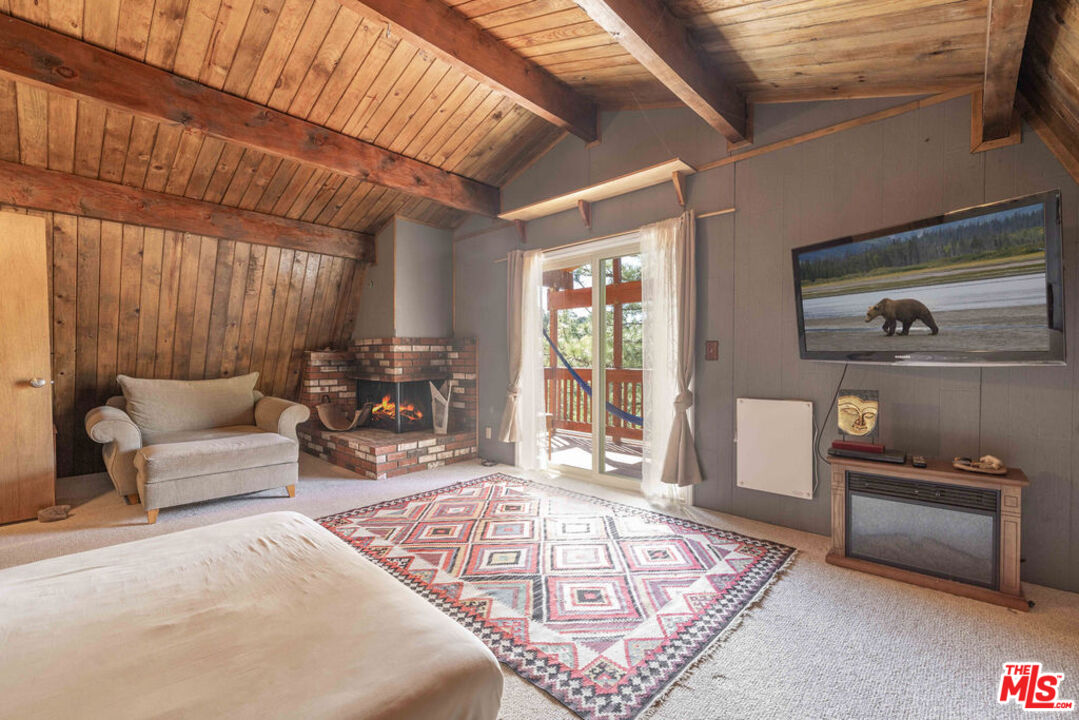 44185 Tim Ron Sugarloaf, CA 92386 - Photo 29 of 45