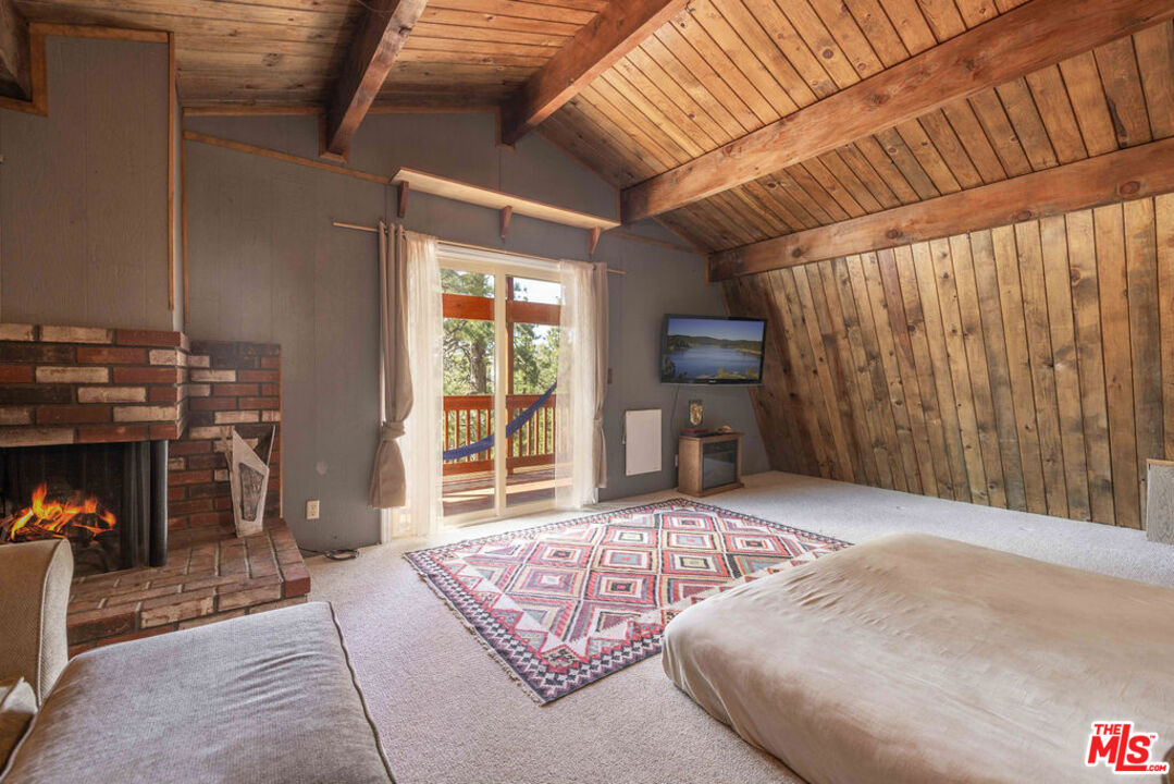 44185 Tim Ron Sugarloaf, CA 92386 - Photo 30 of 45