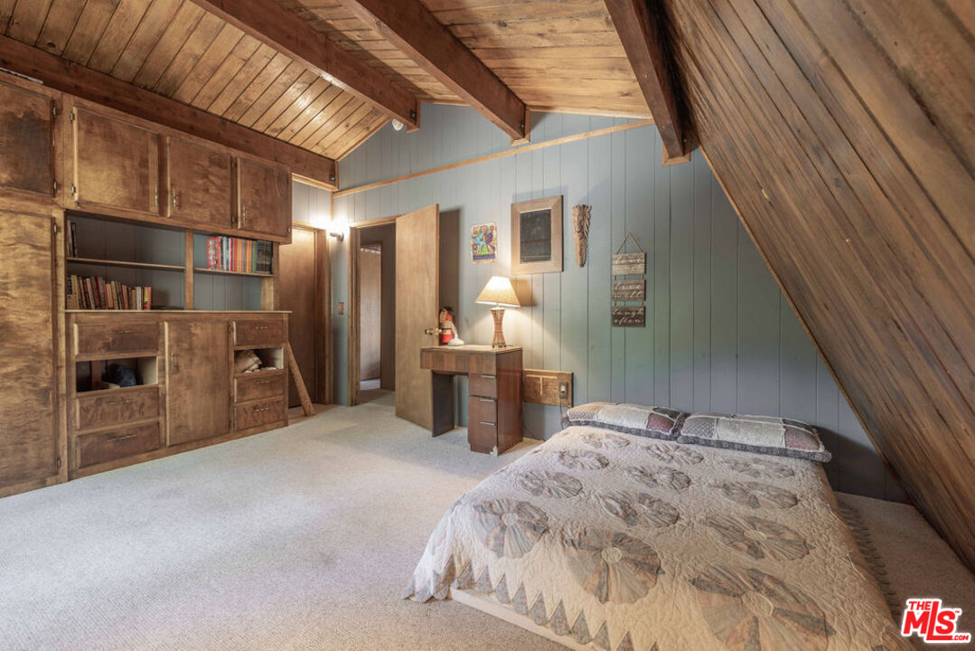 44185 Tim Ron Sugarloaf, CA 92386 - Photo 34 of 45