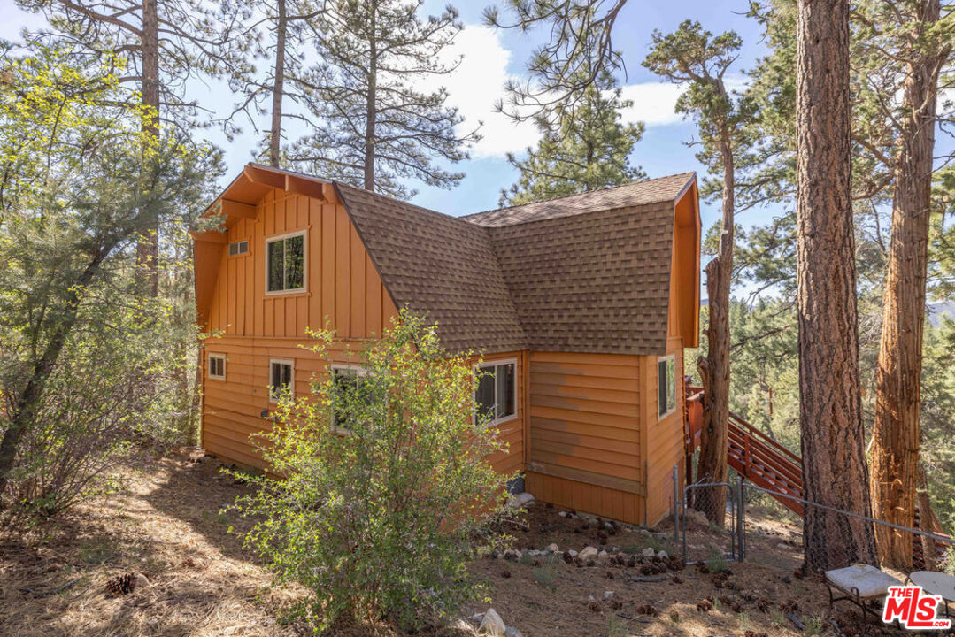 44185 Tim Ron Sugarloaf, CA 92386 - Photo 7 of 45