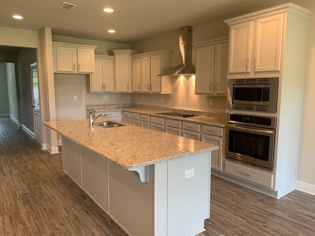 1410 Hickory Street South, Unit 4 Foley, AL 36535 - Photo 8 of 12 Kitchen