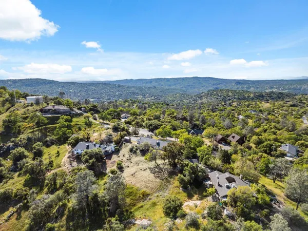 $449,500 | 31021 Blue Heron Way, Coarsegold, CA 93614