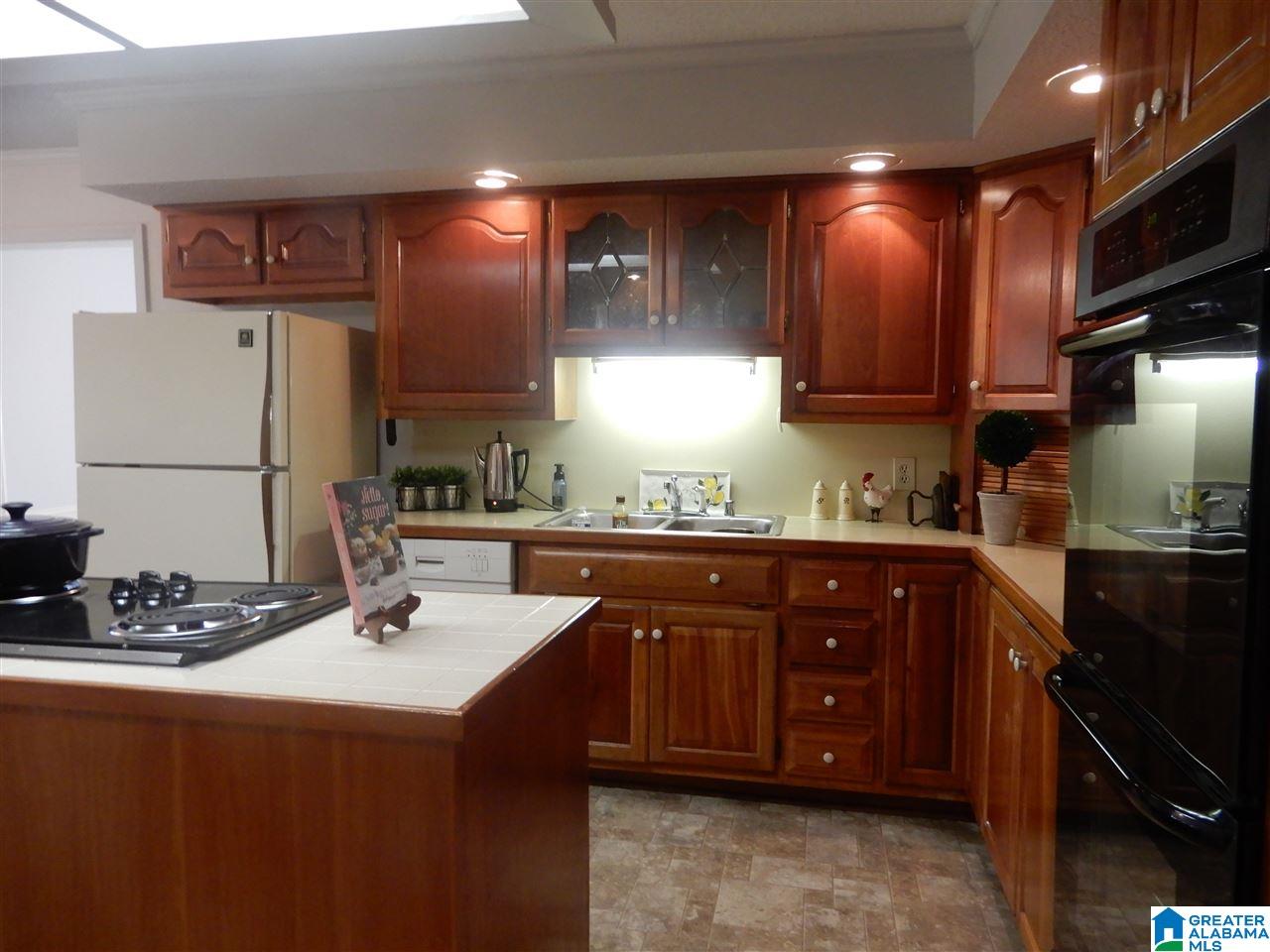105 Acton Road Birmingham, AL 35243 - Photo 17 of 41