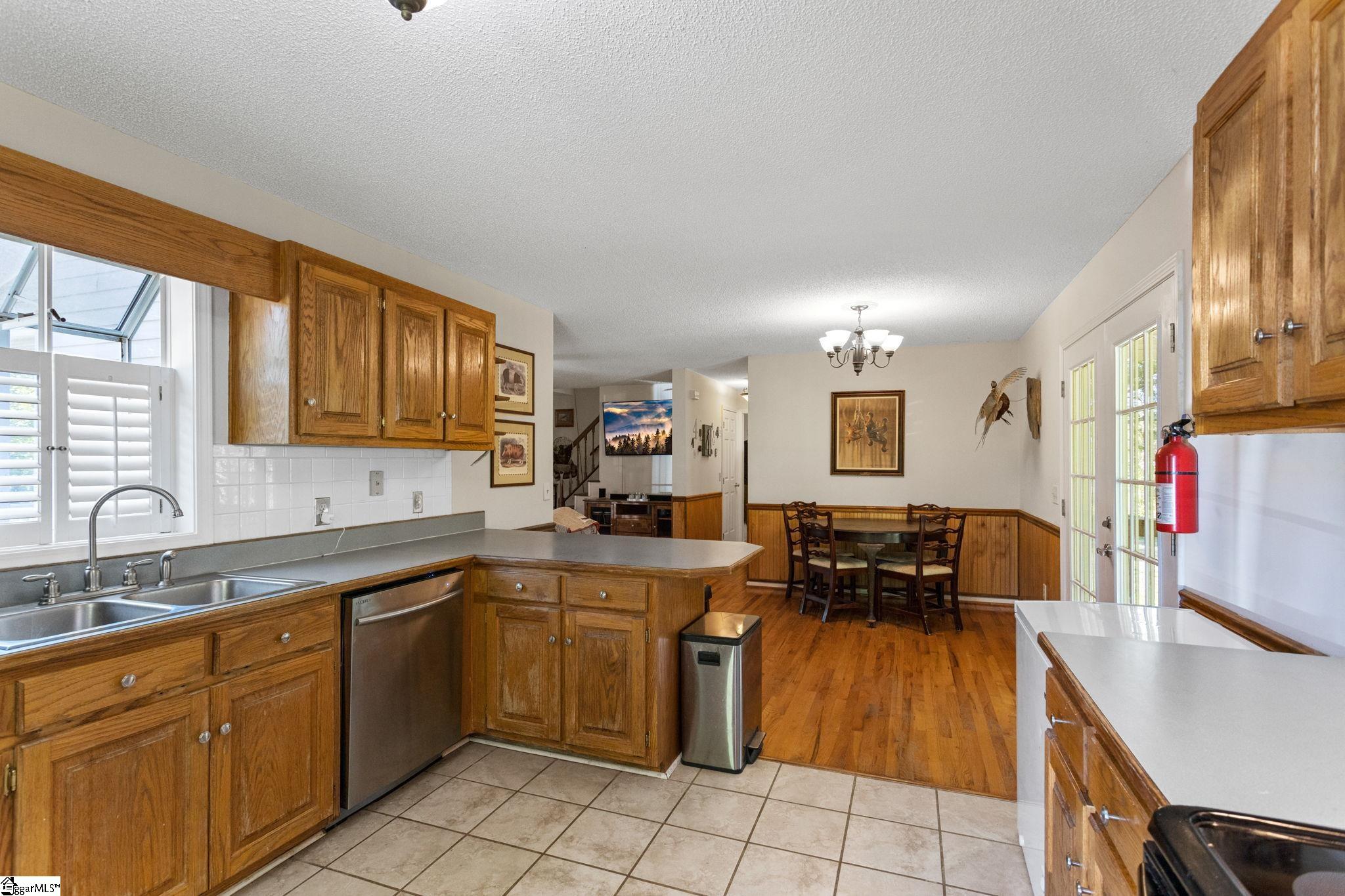231 Old Cedar Rock Road Easley, SC 29640 - Photo 9 of 27
