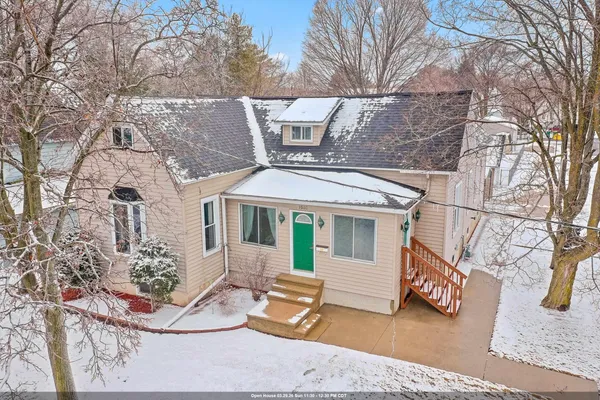 $289,900 | 1503 7th Street, Marinette, WI 54143