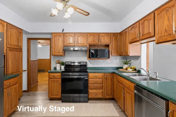 $289,900 | 1503 7th Street, Marinette, WI 54143