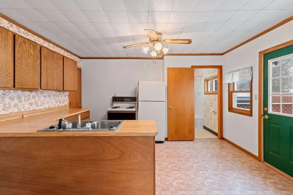 $289,900 | 1503 7th Street, Marinette, WI 54143