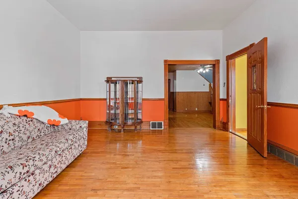 $289,900 | 1503 7th Street, Marinette, WI 54143