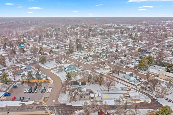 $289,900 | 1503 7th Street, Marinette, WI 54143