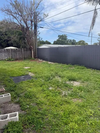 $1,800 | 5521 Southwest 34th Street, Unit 2, Pembroke Park, FL 33023