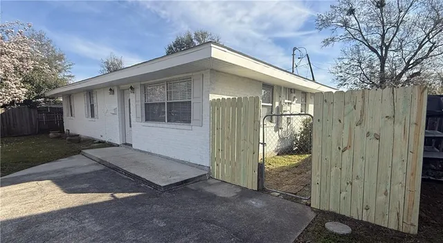 $290,000 | 2450 Roosevelt Boulevard, Kenner, LA 70062