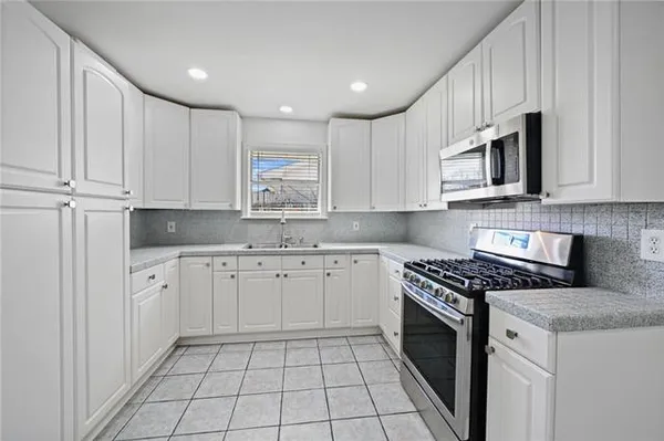$279,900 | 2450 Roosevelt Boulevard, Kenner, LA 70062