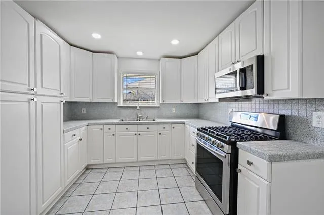 $290,000 | 2450 Roosevelt Boulevard, Kenner, LA 70062