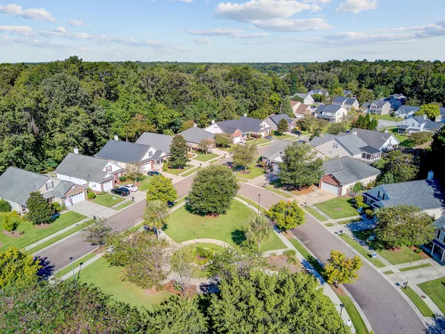 $361,900 | 107 Garden Grove Drive, Summerville, SC 29485
