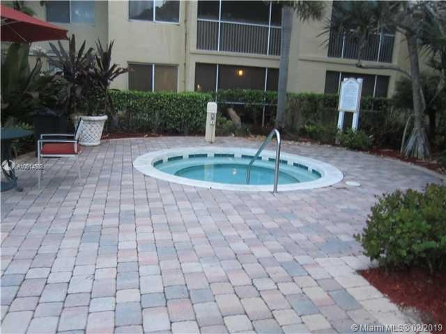 5720 Rock Island Road, Unit 382 Tamarac, FL 33319 - Photo 13 of 19