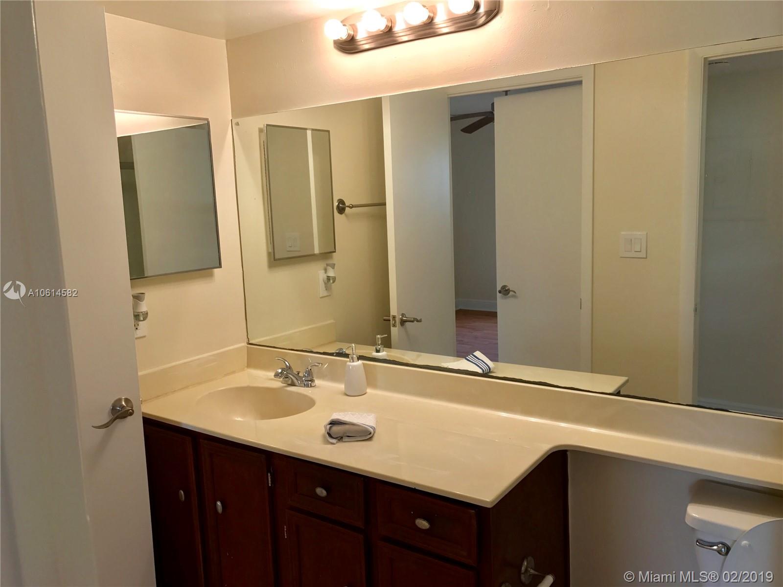 5720 Rock Island Road, Unit 382 Tamarac, FL 33319 - Photo 6 of 19