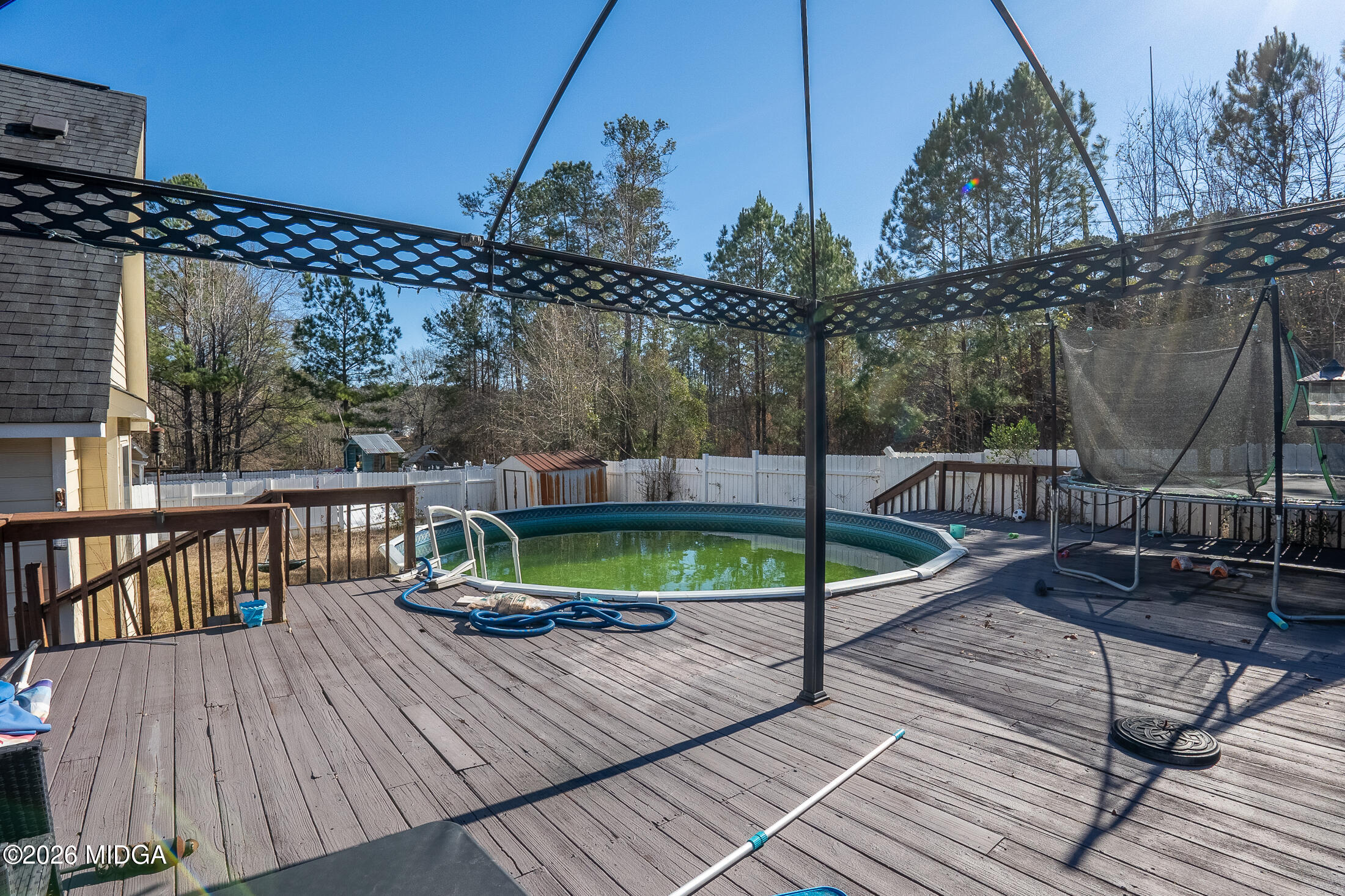 251 Chadwick Circle Macon, GA 31210 - Photo 14 of 16 Back deck