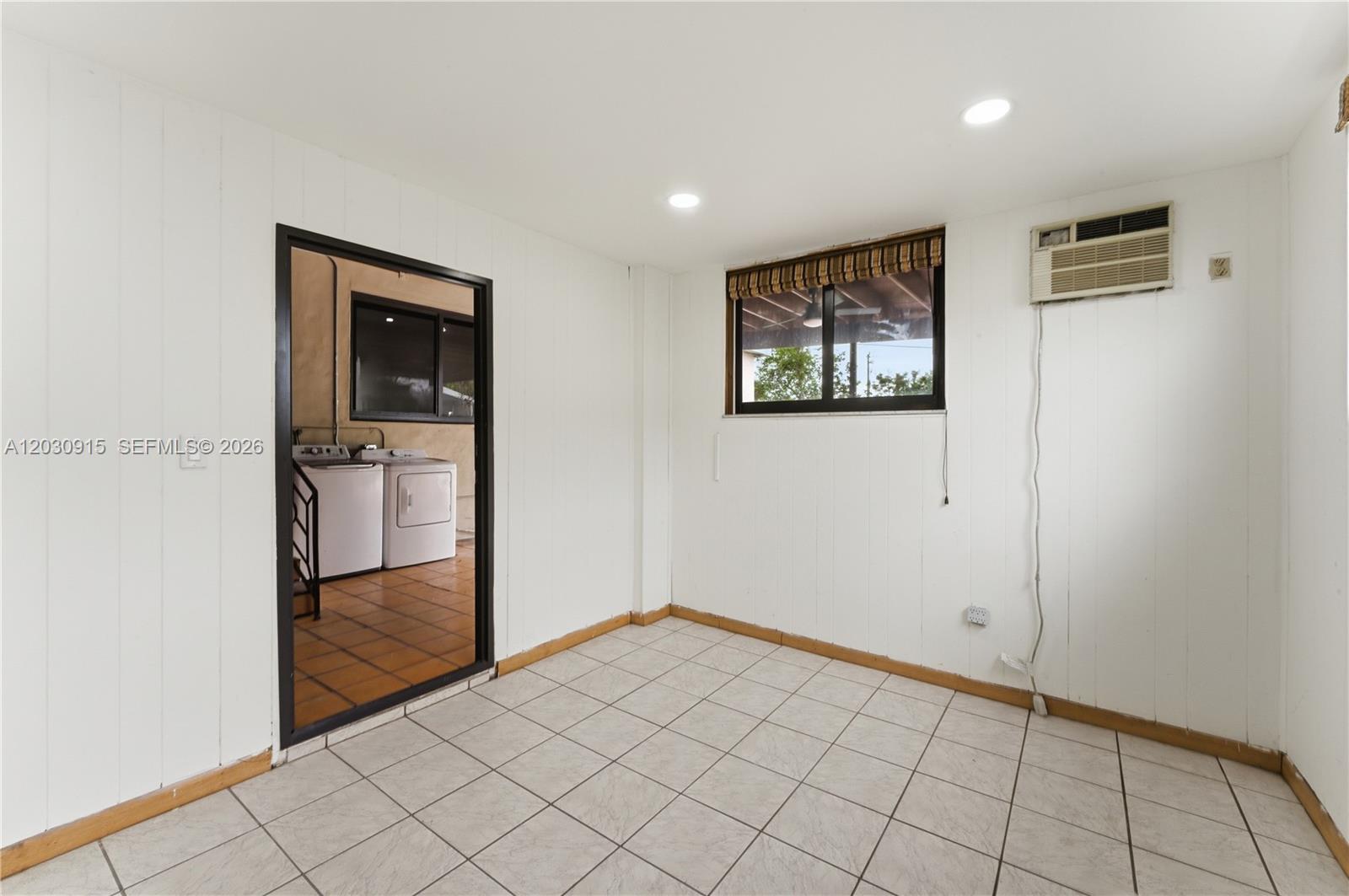121 Southwest 71st Avenue Miami, FL 33144 - Photo 14 of 32