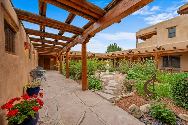 $1,999,500 | 1534 Millicent Rogers Road, El Prado, NM 87529