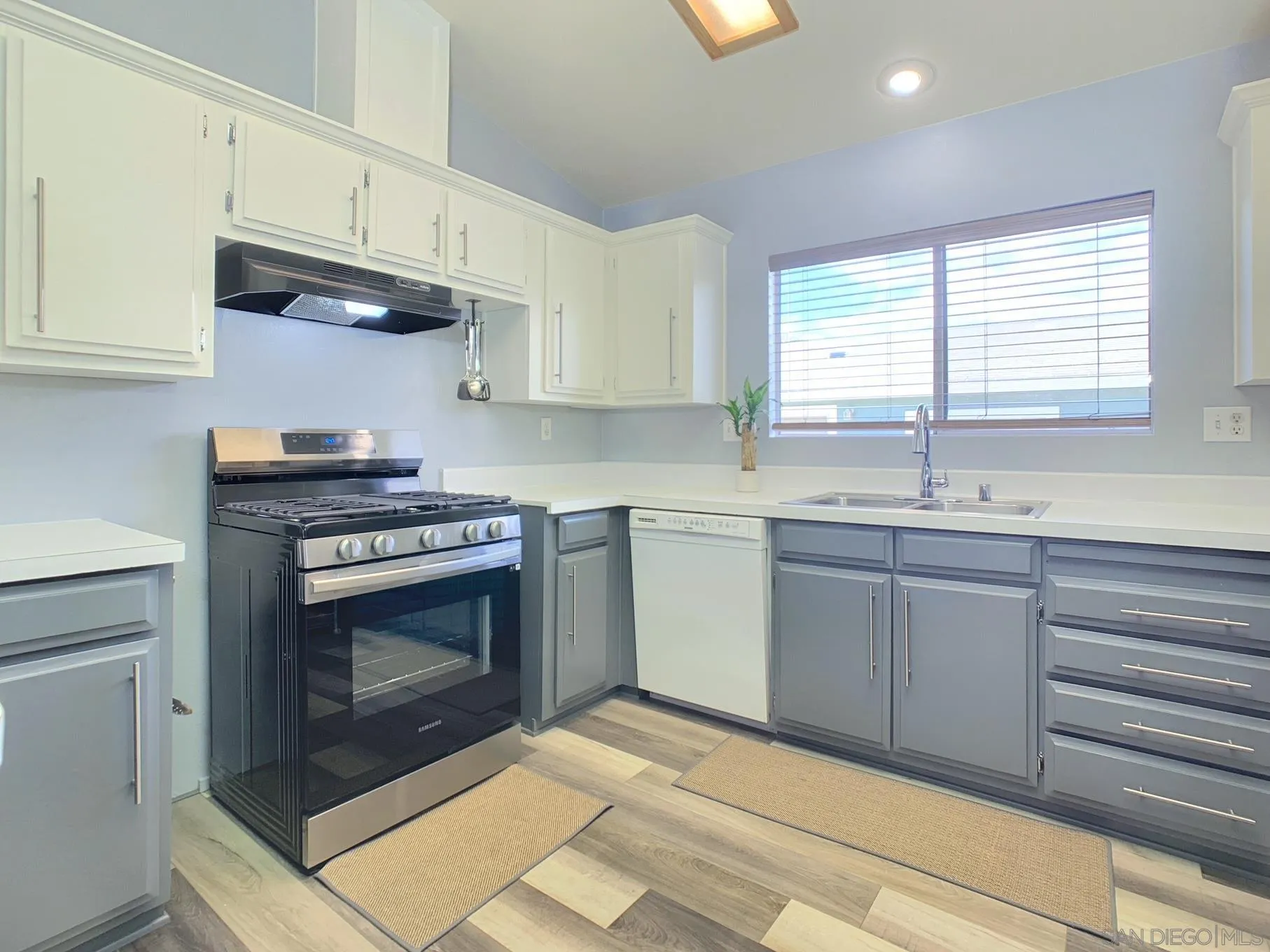 15935 Spring Oaks Road, Unit 194 El Cajon, CA 92021 - Photo 15 of 28 Gallery Image 15