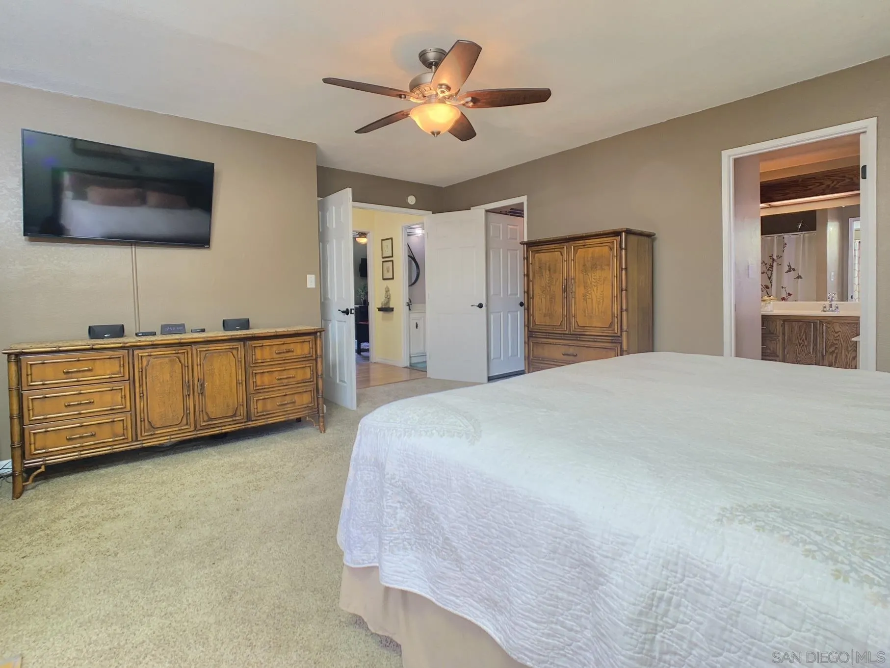 15935 Spring Oaks Road, Unit 194 El Cajon, CA 92021 - Photo 18 of 28 Gallery Image 18