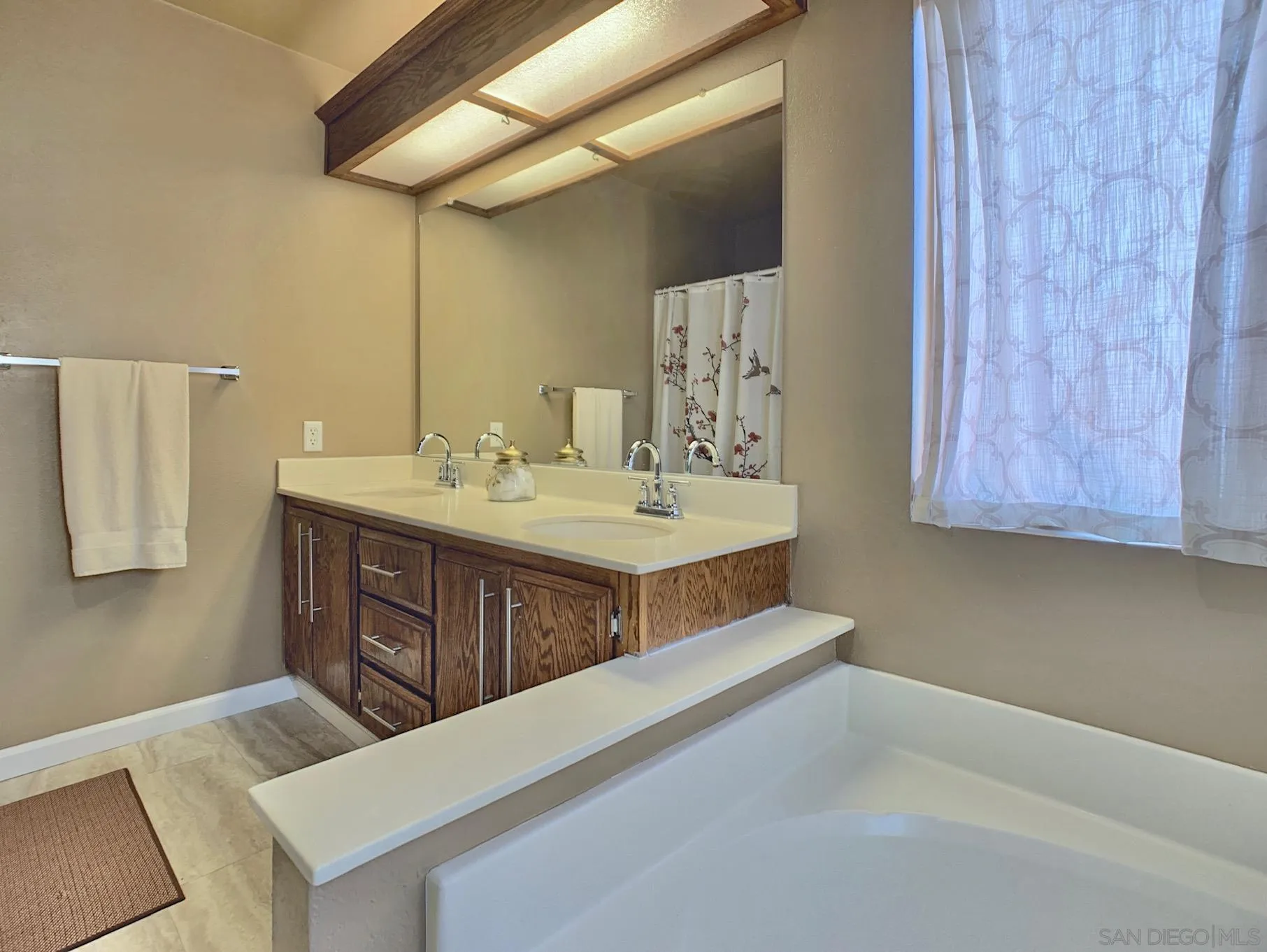 15935 Spring Oaks Road, Unit 194 El Cajon, CA 92021 - Photo 21 of 28 Gallery Image 21