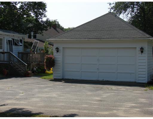 7 Black Point Road Scarborough, ME 04074 - Photo 4 of 5 Parking Lot/Garage.