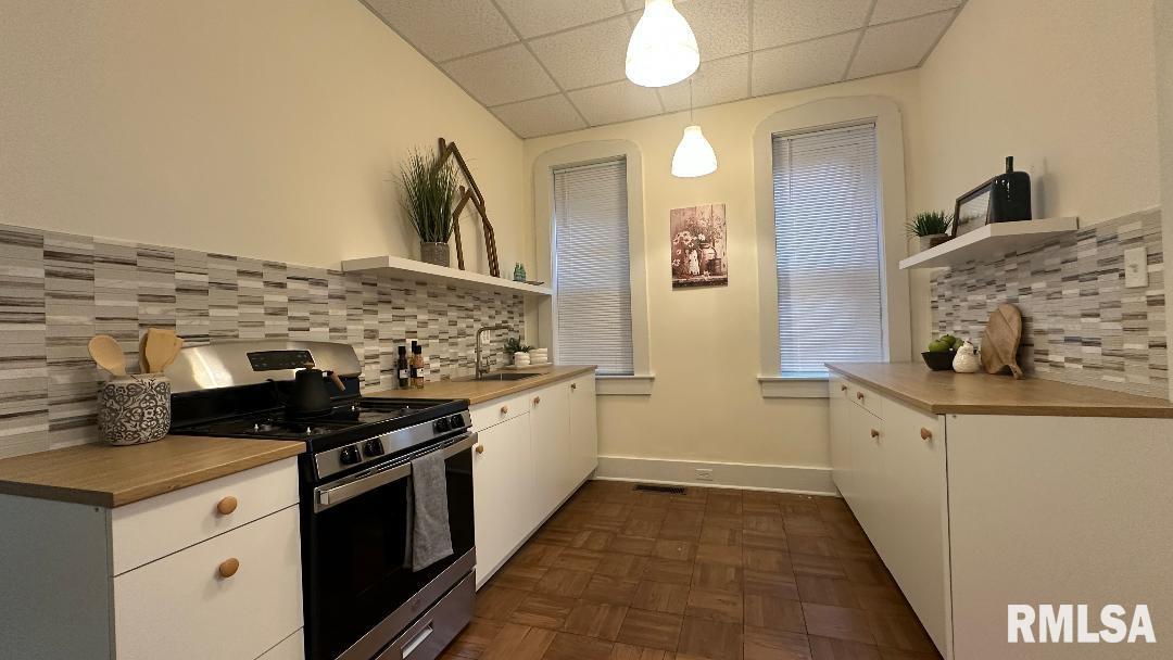 522 Adams Street Quincy, IL 62301 - Photo 6 of 21