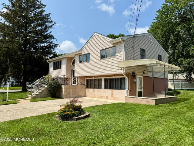 $685,000 | 1 Alfred Court, Neptune Township, NJ 07753