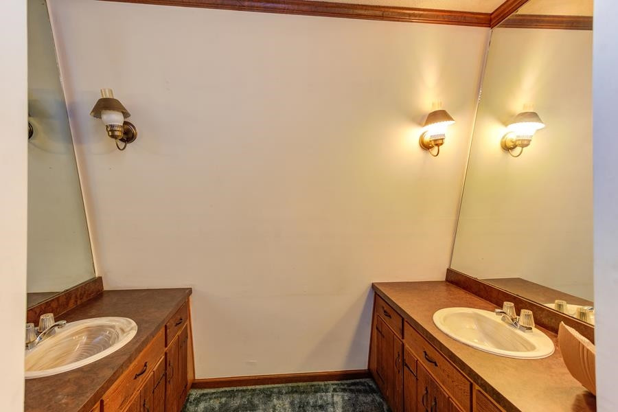 8505 East Lake Court Raleigh, NC 27613 - Photo 20 of 25 Photo 20