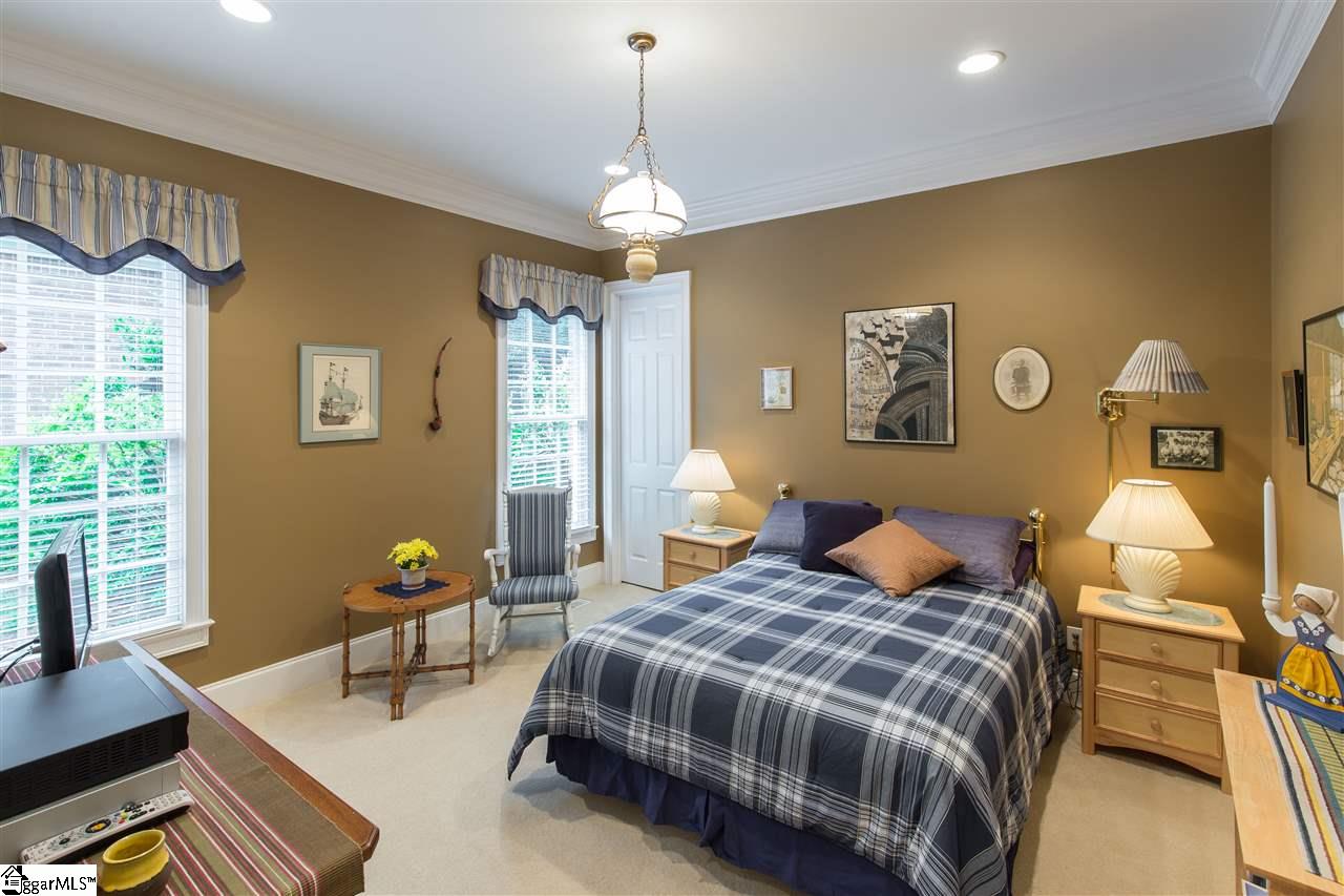 215 Wildlife Trail Greer, SC 29650 - Photo 9 of 33