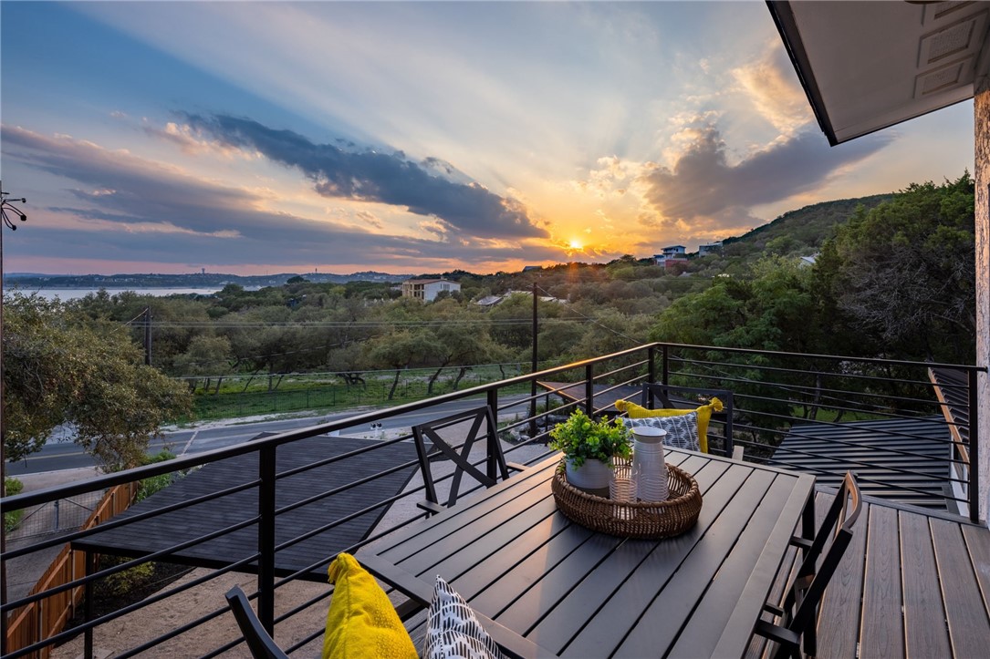 Enjoy a luxurious lifestyle along the shores of Lake Travis with breathtaking views and modern luxuries.