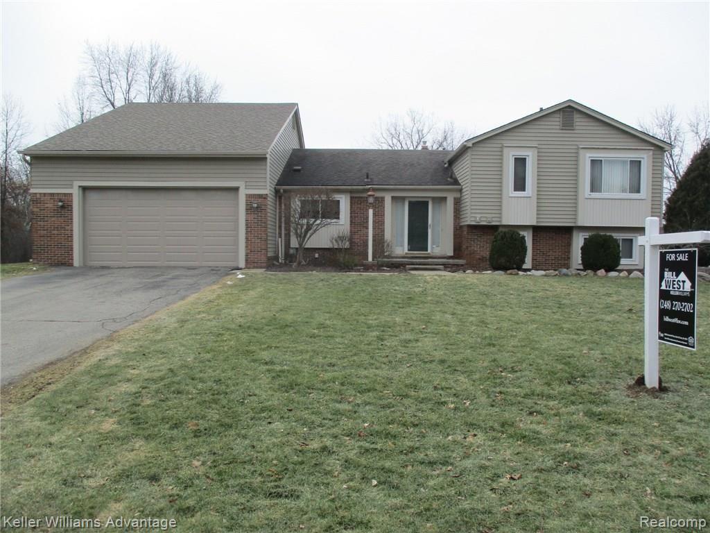 Street view of 29911 High Valley Rd.