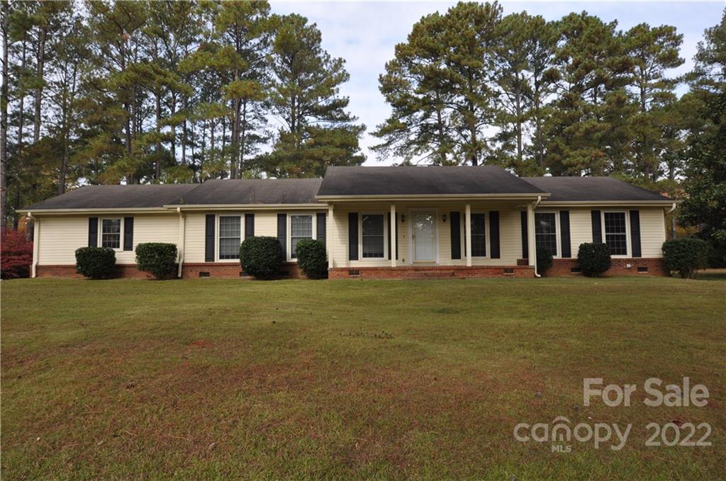 648 Pineview Lakes Road Chester, SC 29706 - Photo 1 of 28 Gallery Image 1