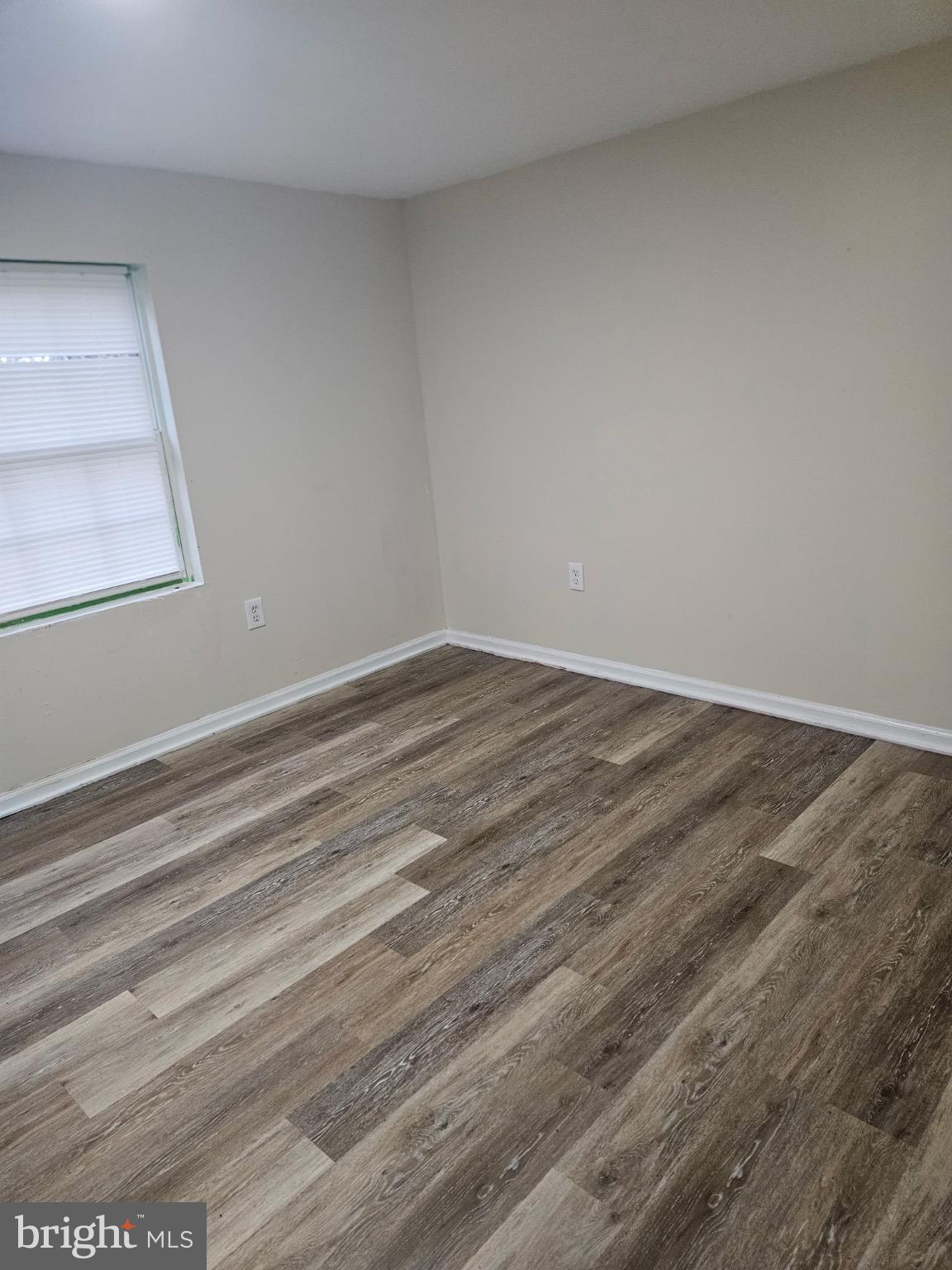 229 Sinnickson Street Salem, NJ 08079 - Photo 11 of 12 a view of room with window