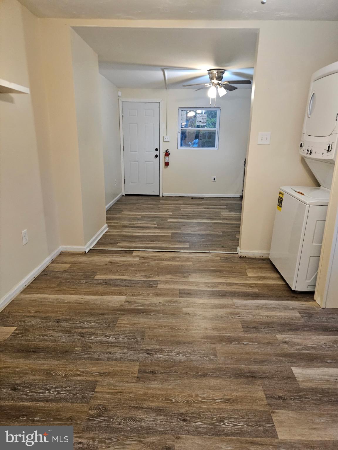 229 Sinnickson Street Salem, NJ 08079 - Photo 4 of 12 a view of a room