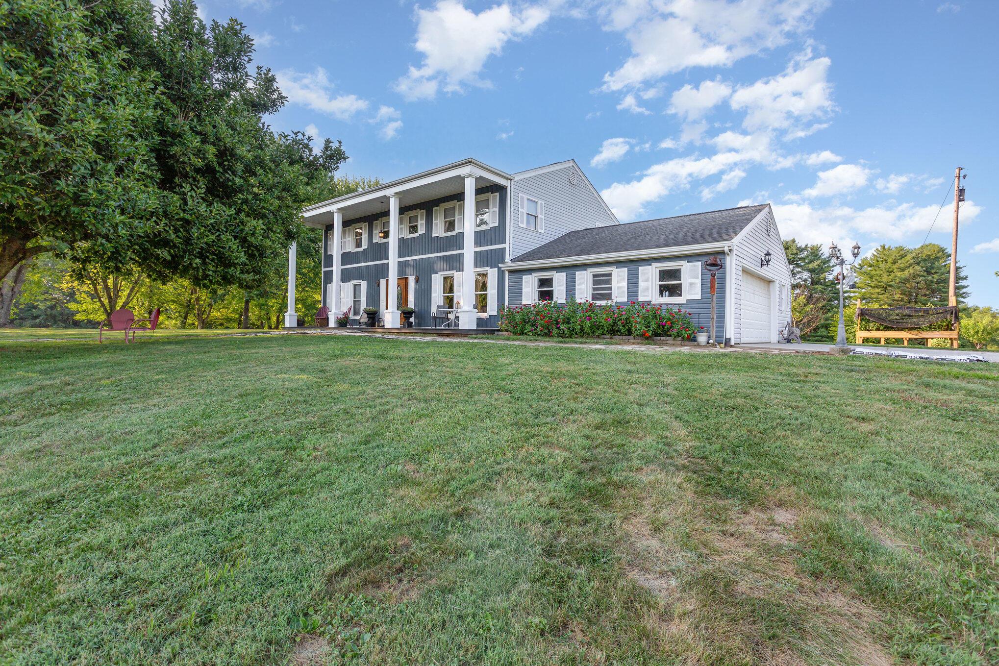 13299 Marshall Road Rockbridge, OH 43149 - Photo 10 of 87 002_8l9a0093-edit_205